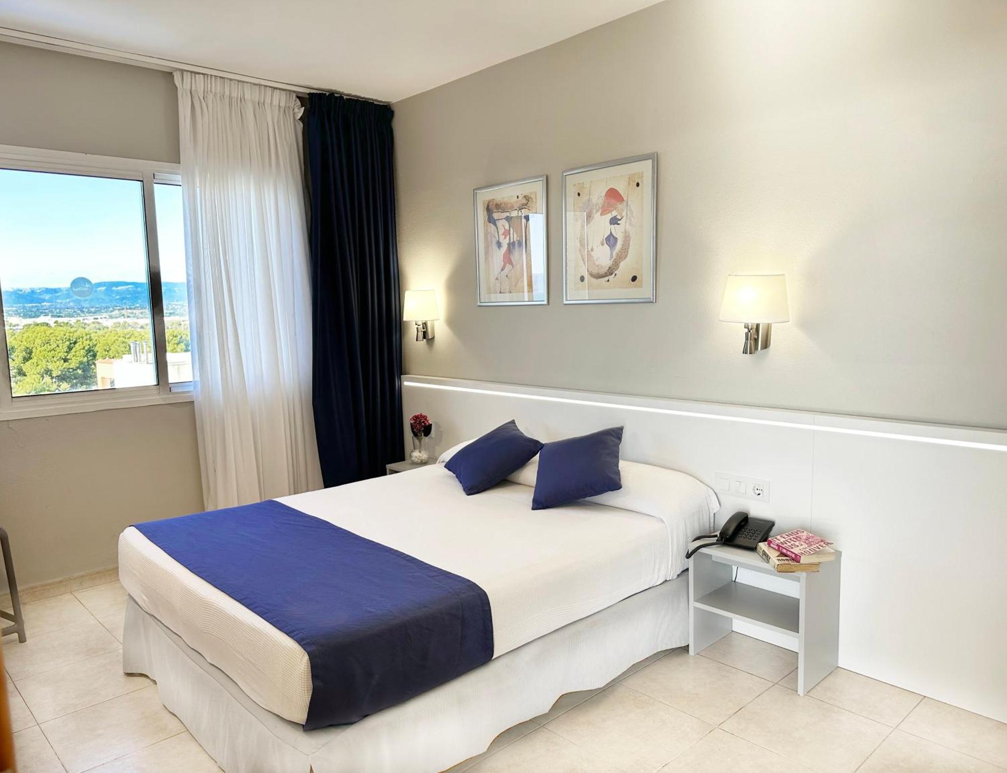 Aparthotel Sunclub Салоу Экстерьер фото