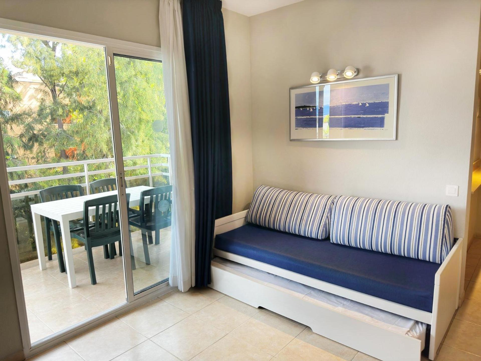 Aparthotel Sunclub Салоу Экстерьер фото