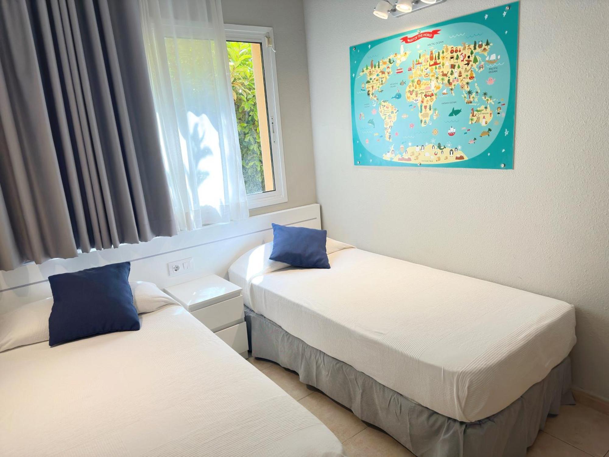 Aparthotel Sunclub Салоу Экстерьер фото